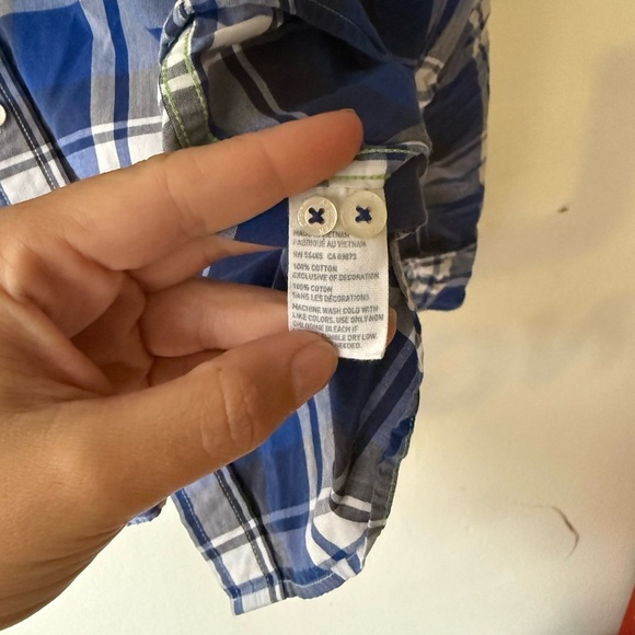 American Eagle Plaid Button Down - Picture 3 of 4
